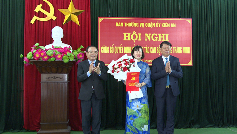 Đồng chí Nguyễn Thị Hậu – Phó Trưởng Ban Tuyên giáo Quận ủy được điều động, chỉ định giữ chức vụ Bí thư Đảng ủy phường Tràng Minh  ​
